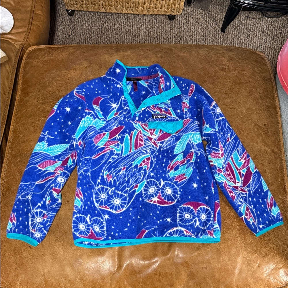 Patagonia Blue and Red Owl Print Sweatshirt
